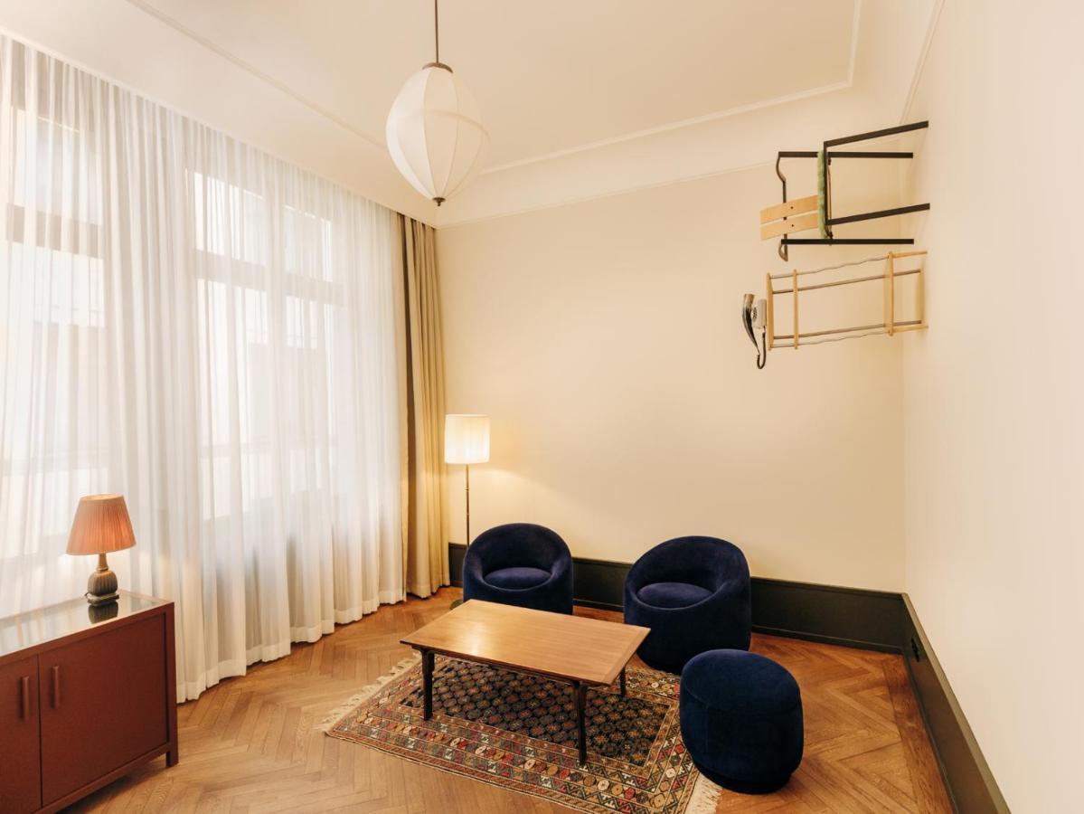 Boutique Hotel Chateau Royal Berlin Exterior foto A room at the Hotel Axelmannstein