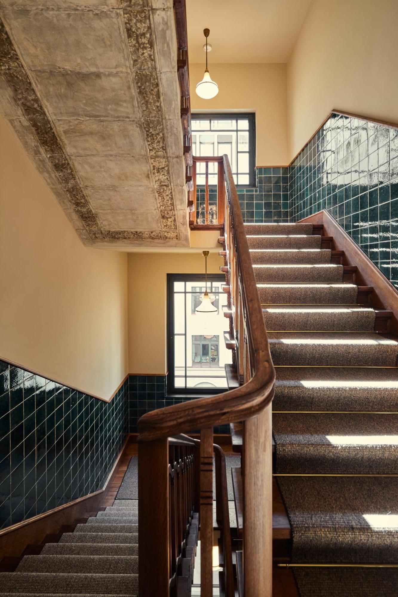 Boutique Hotel Chateau Royal Berlin Exterior foto Staircase